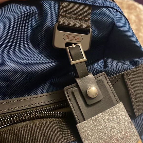 nickerson 3 pocket expandable backpack